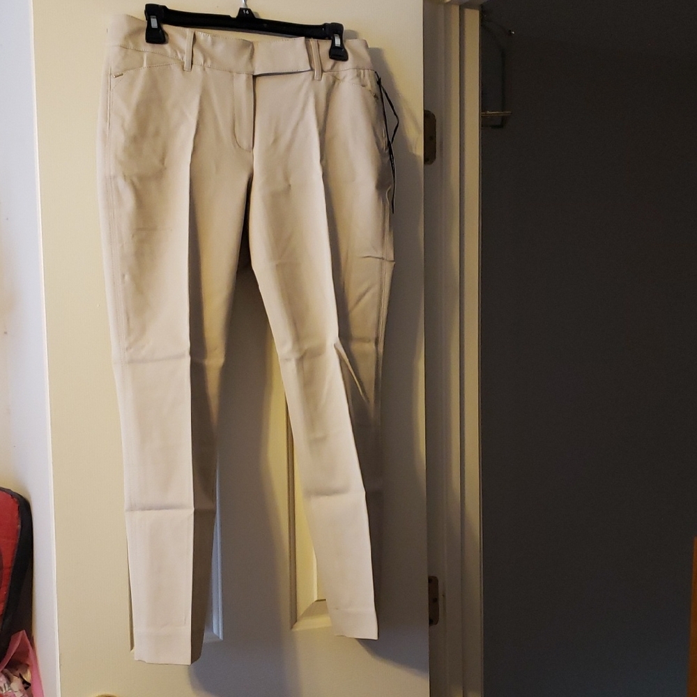 White House Black Market Tan Ankle Pants Size 6R